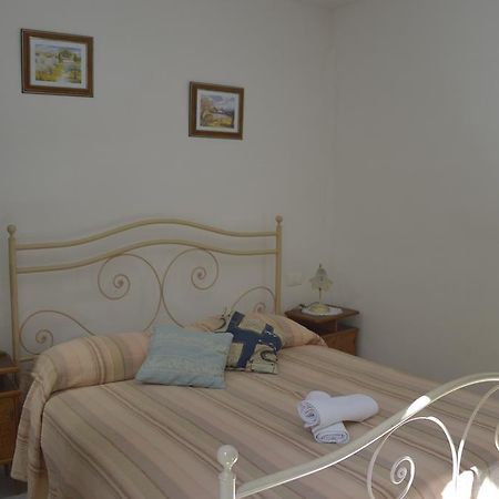 Agriturismo Millefiori เลวานโต ภายนอก รูปภาพ