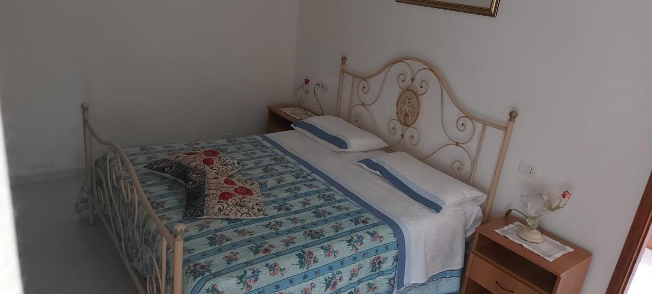 Agriturismo Millefiori เลวานโต ภายนอก รูปภาพ